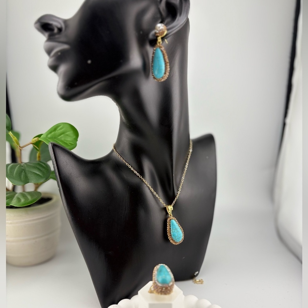 Turquoise Teardrop Jewelry Set โ Necklace, Earrings & Ring - Picture 3 of 15